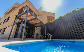 Ares Rentals Alvaro Cunqueiro Madrid
